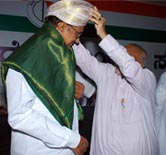 C.K. Jaffer Sharief with P. Chidambaram